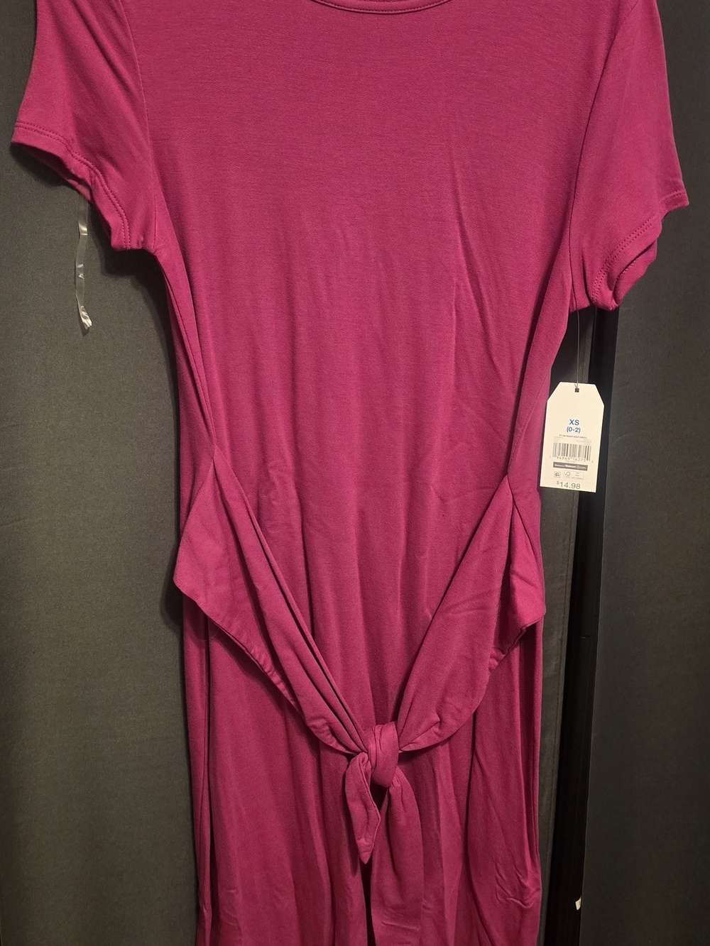 Time and Tru Fuchsia Tie-Waist Short Sleeve Dress